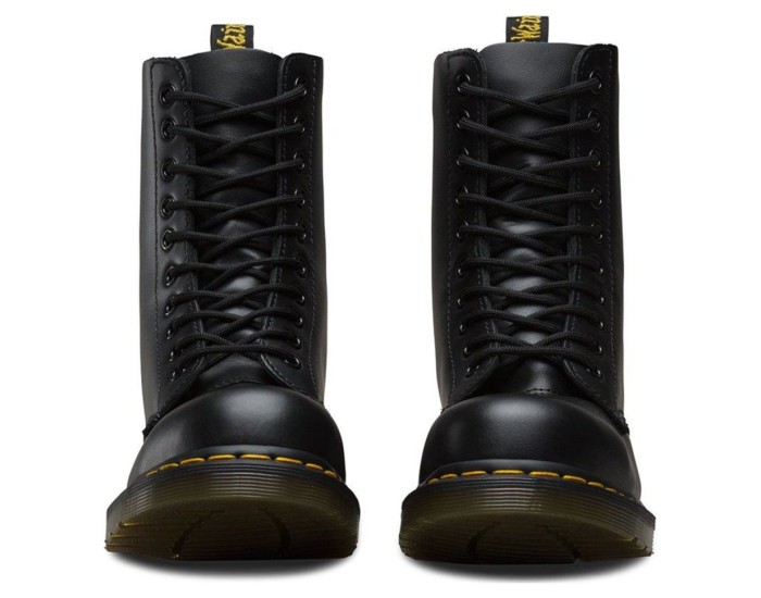 Dr Martens 1490 Black Fine Haircell